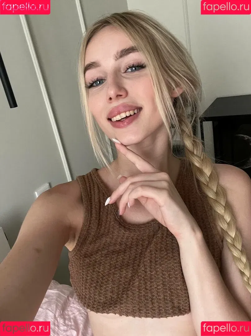 lolly_christal_free Onlyfans Photo Gallery 