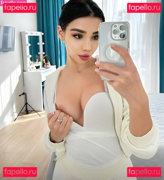 lolly_christal_free Onlyfans Photo Gallery 