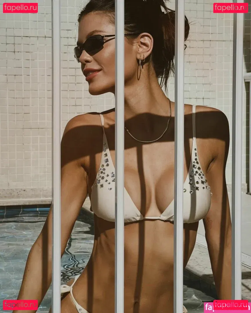 Vitória Strada Onlyfans Photo Gallery 