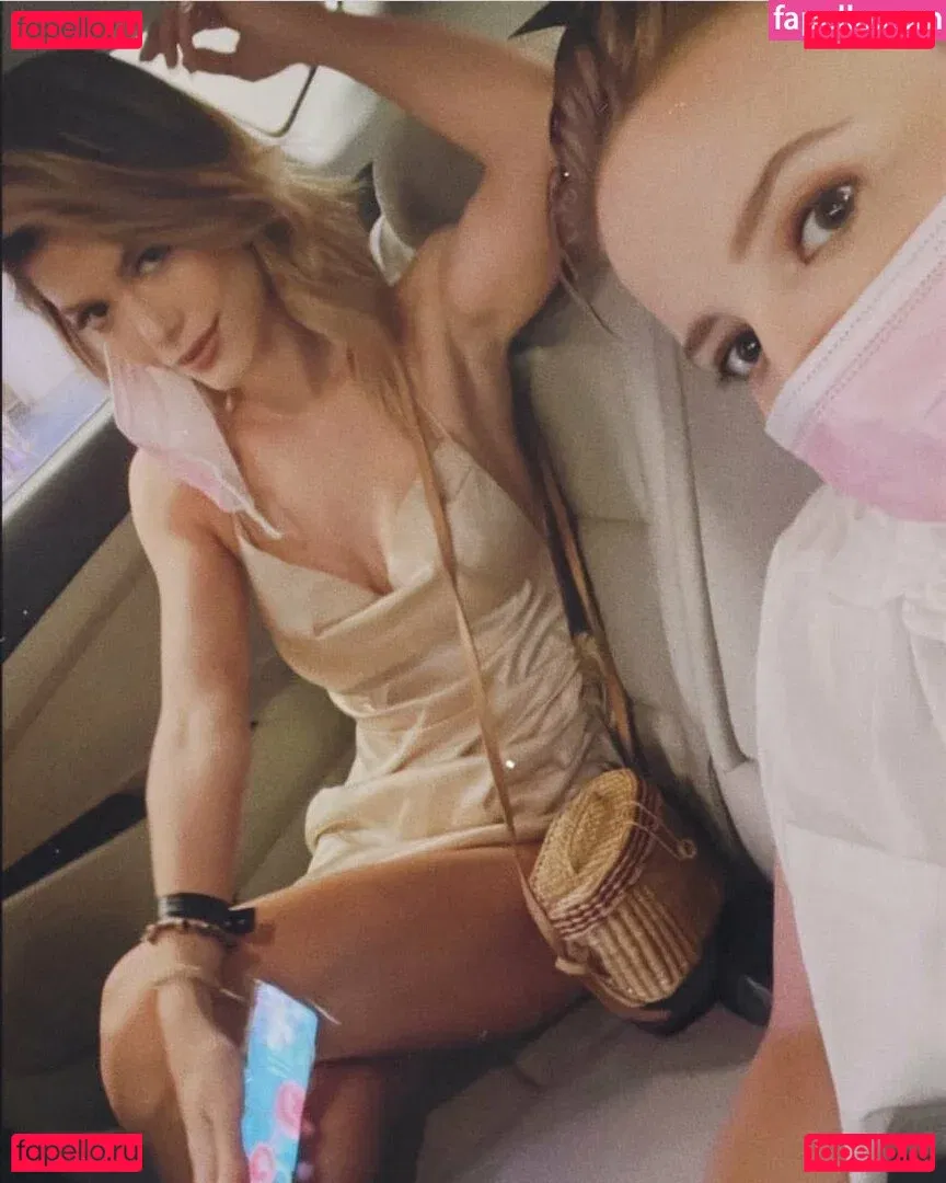 Vitória Strada Onlyfans Photo Gallery 