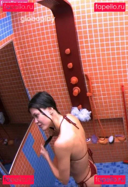 Vitória Strada Onlyfans Photo Gallery 