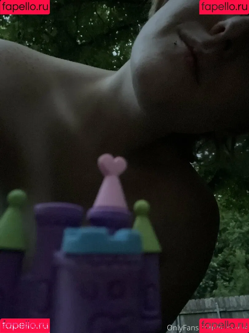 remiday Onlyfans Photo Gallery 