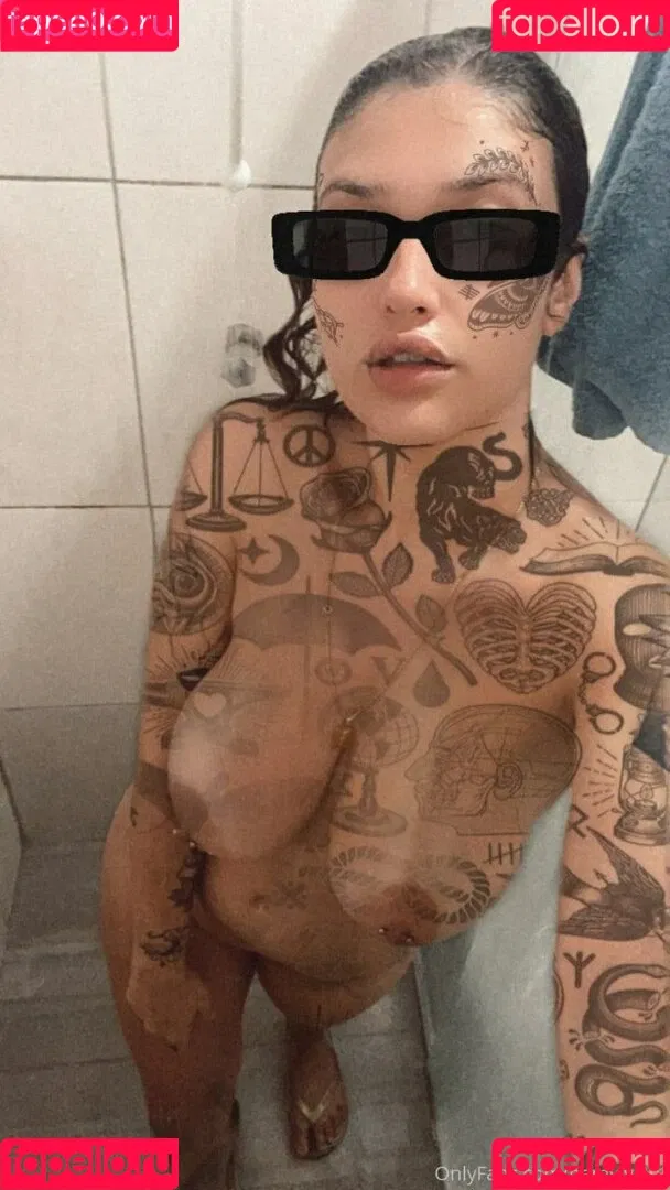 Pamviviani Onlyfans Photo Gallery 