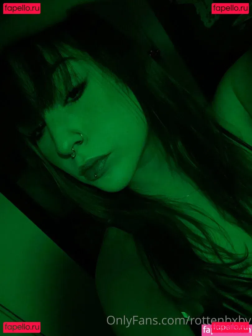 rottenbxby Onlyfans Photo Gallery 