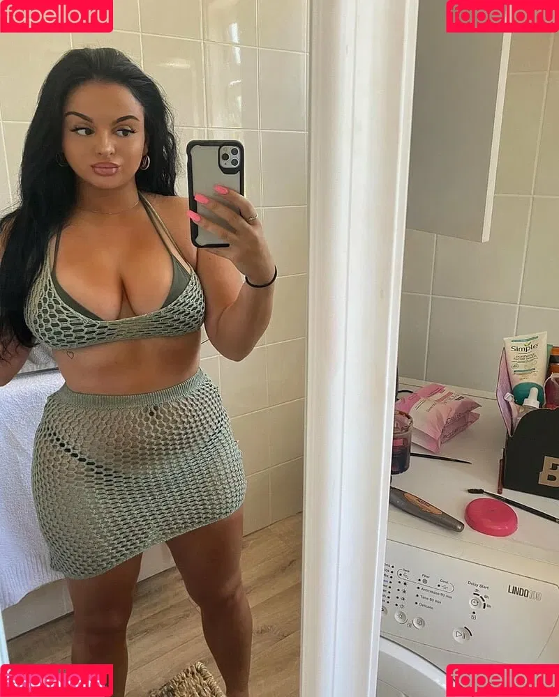 Sabrina Onlyfans Photo Gallery 