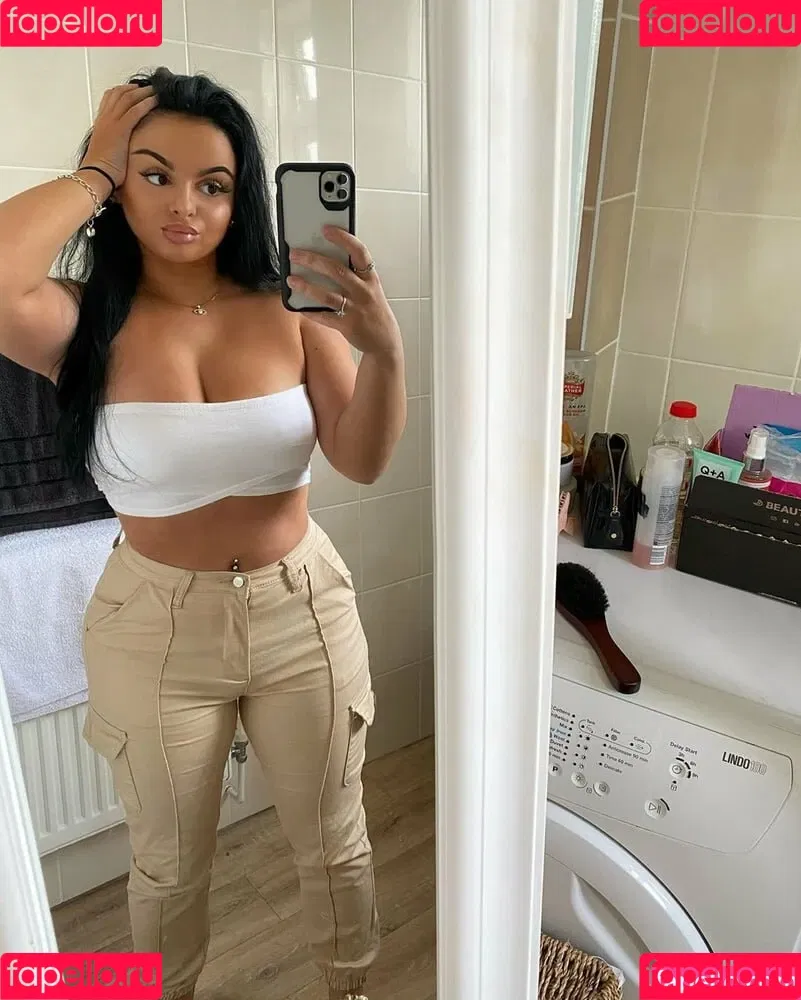Sabrina Onlyfans Photo Gallery 