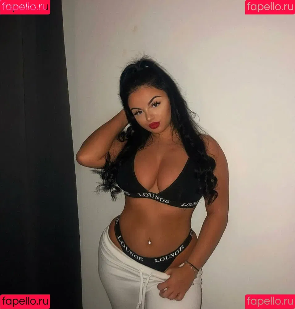 Sabrina Onlyfans Photo Gallery 