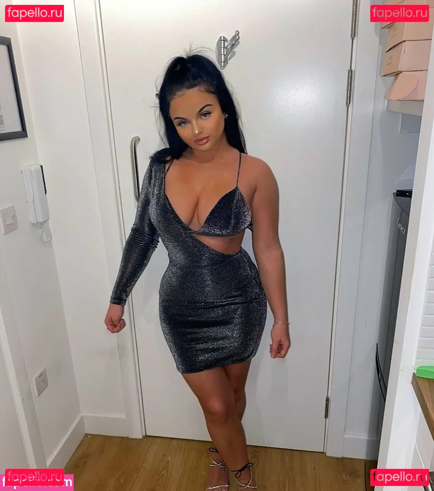 Sabrina Onlyfans Photo Gallery 