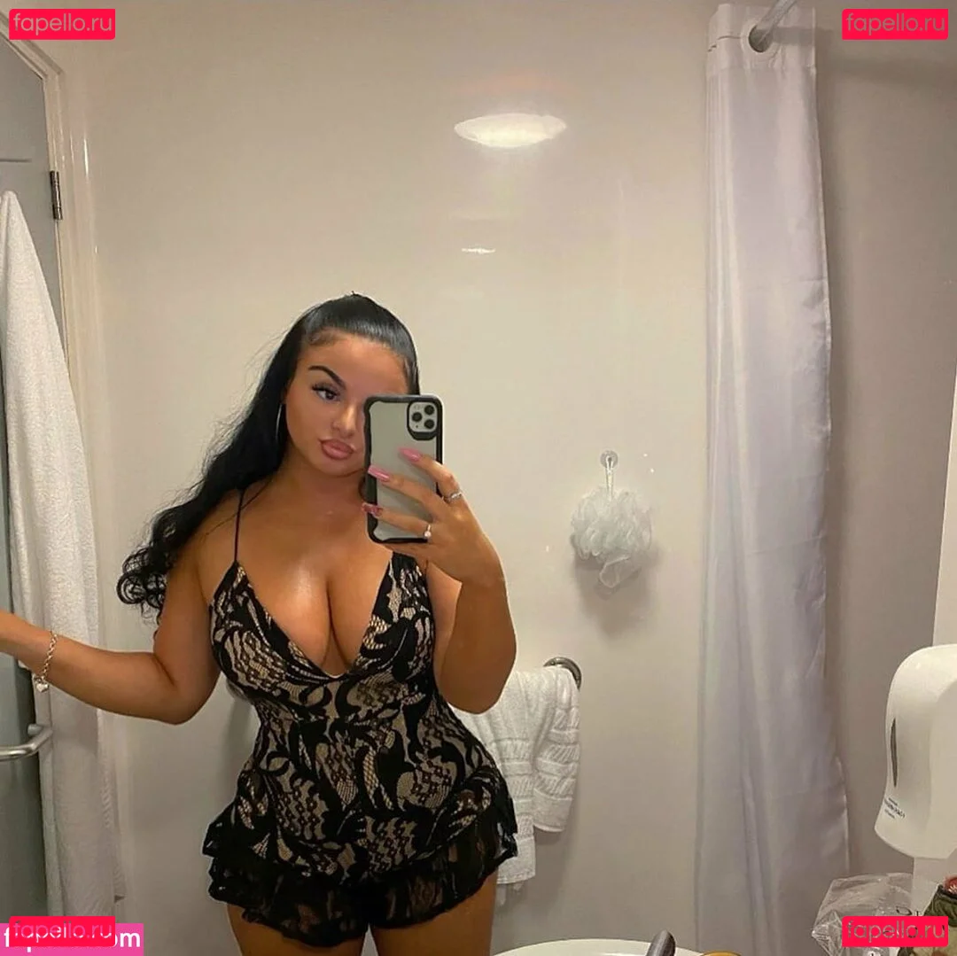 Sabrina Onlyfans Photo Gallery 