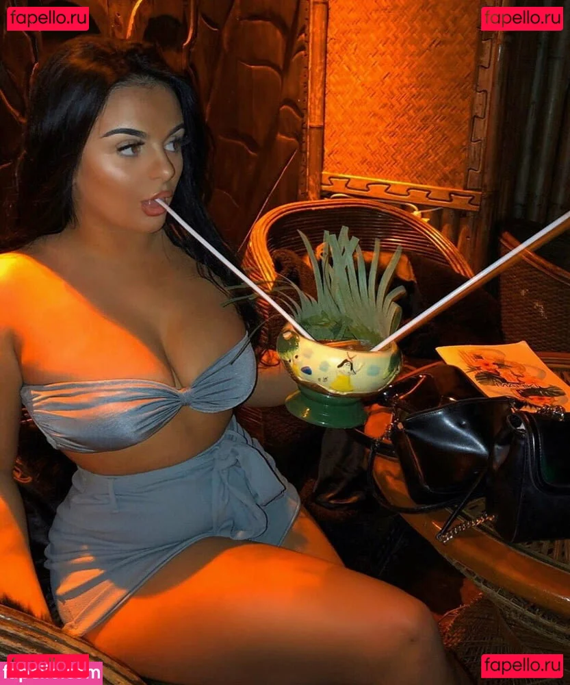 Sabrina Onlyfans Photo Gallery 