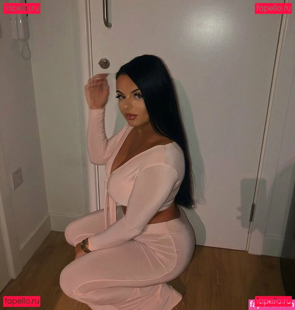 Sabrina Onlyfans Photo Gallery 