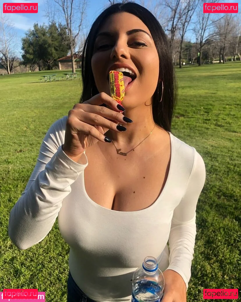 Sabrina Onlyfans Photo Gallery 