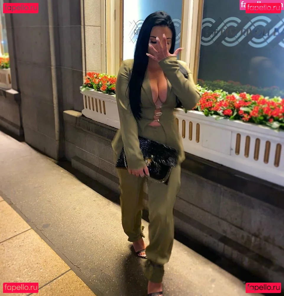 Sabrina Onlyfans Photo Gallery 