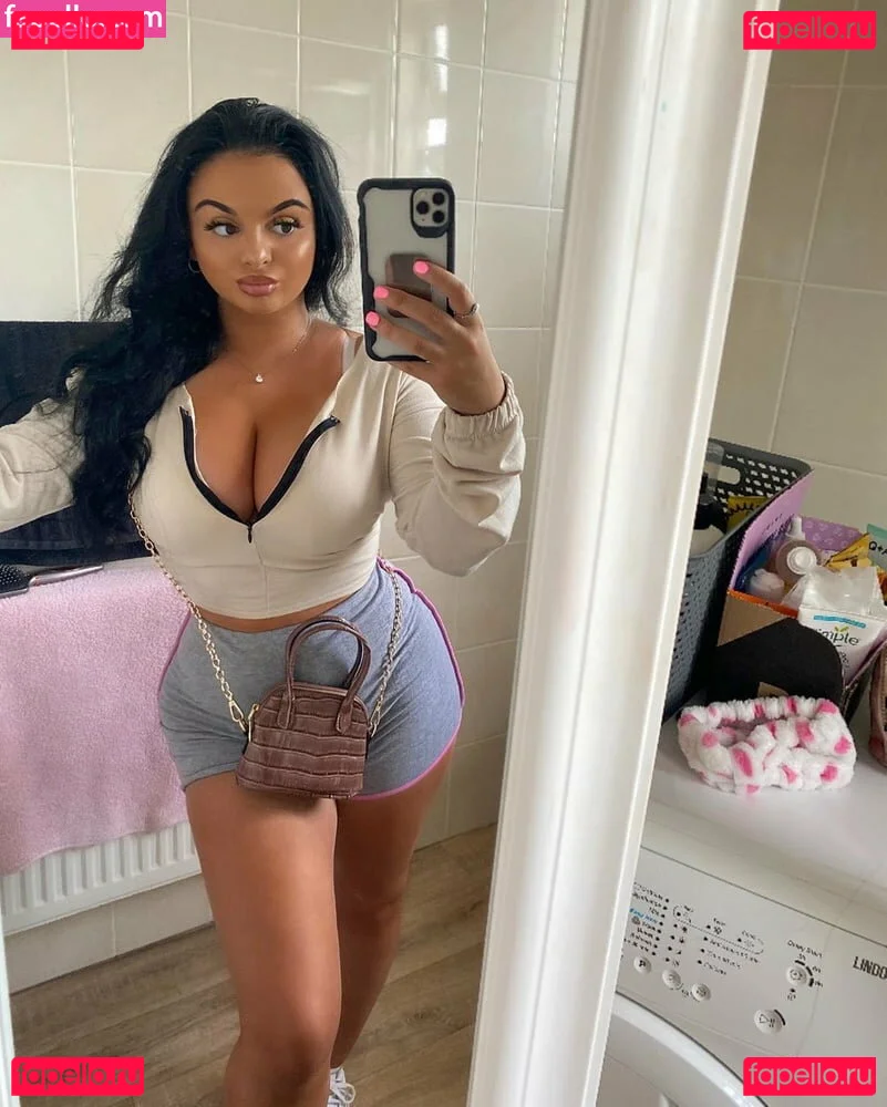 Sabrina Onlyfans Photo Gallery 