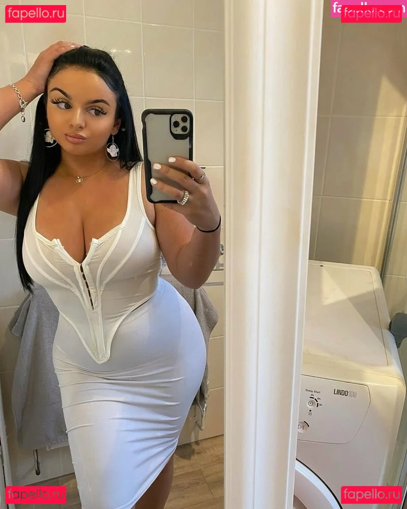 Sabrina Onlyfans Photo Gallery 