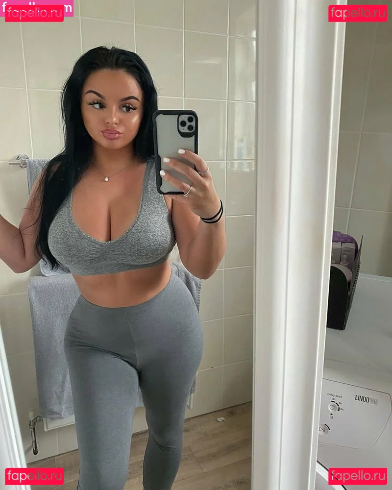 Sabrina Onlyfans Photo Gallery 