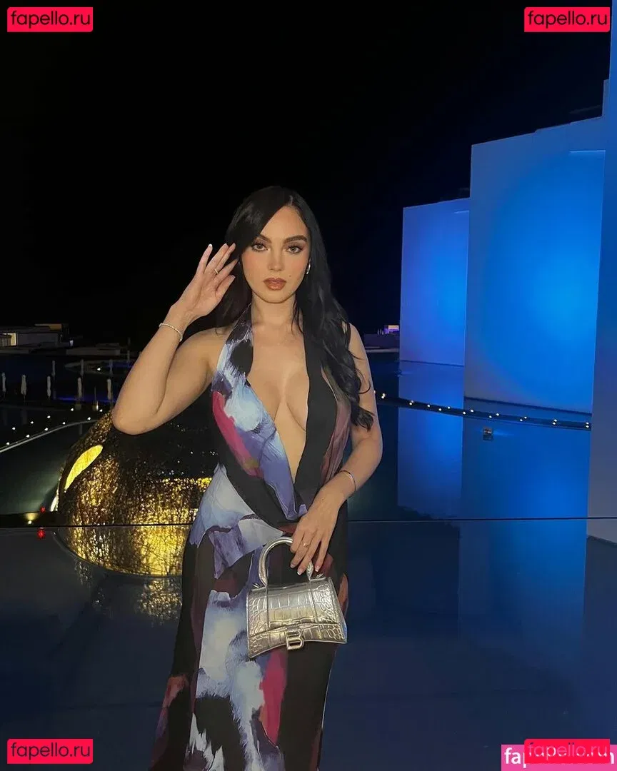 Sabrina Onlyfans Photo Gallery 