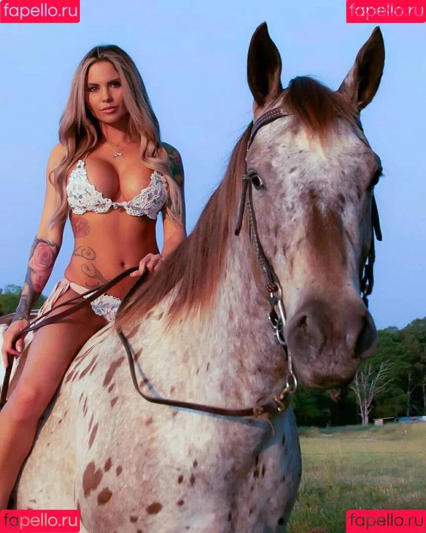 Kristen Strout Onlyfans Photo Gallery 