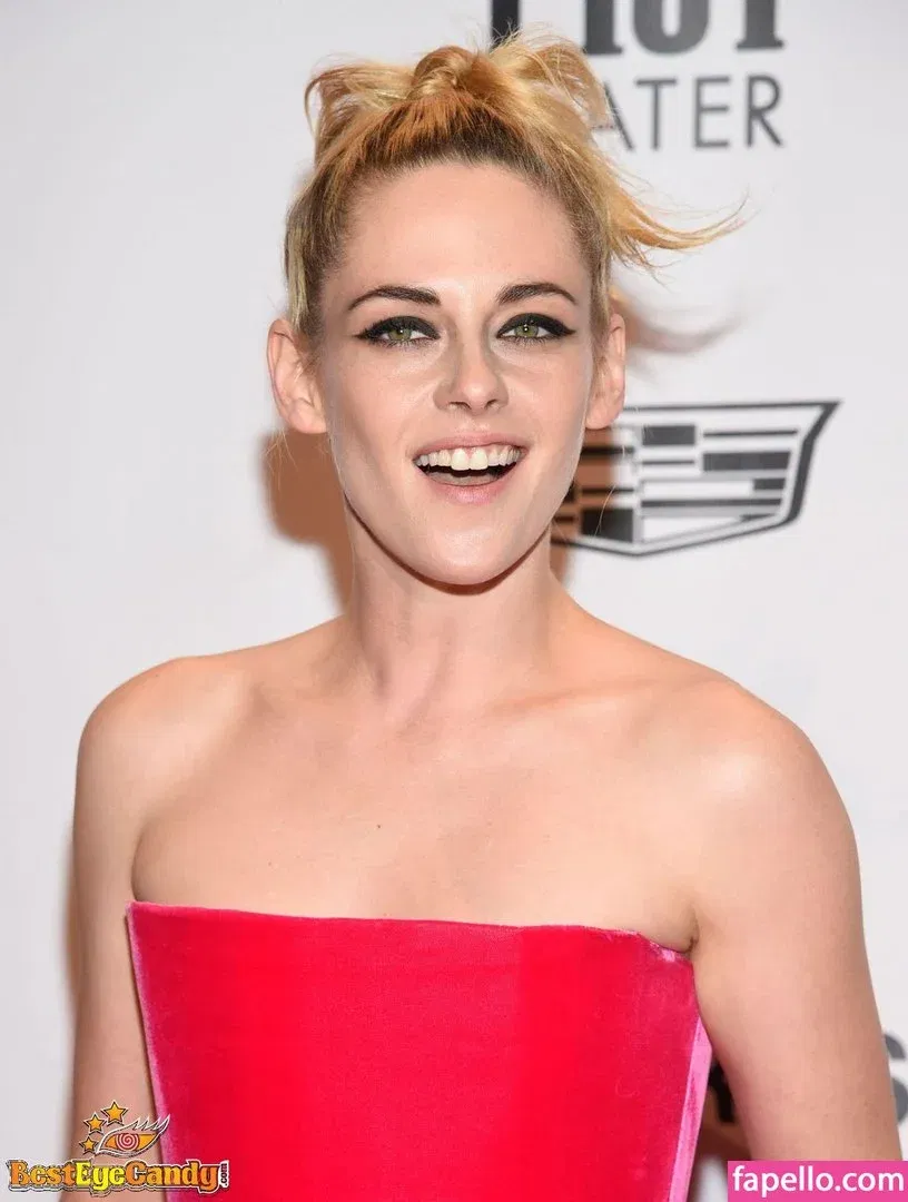 Kristen Strout Onlyfans Photo Gallery 