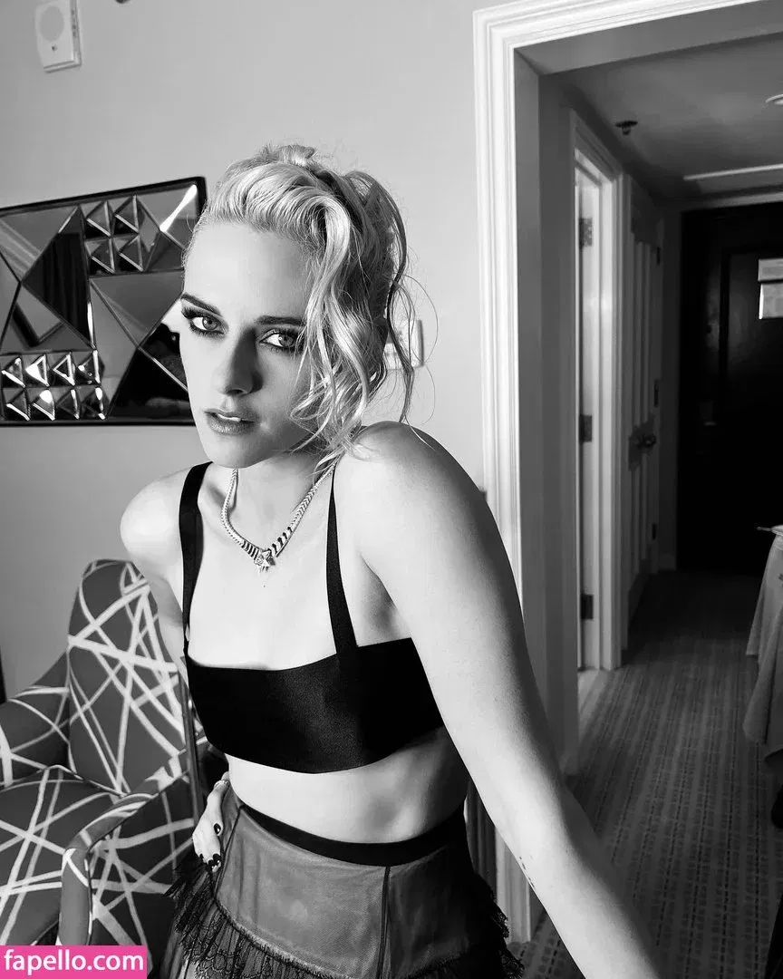 Kristen Strout Onlyfans Photo Gallery 