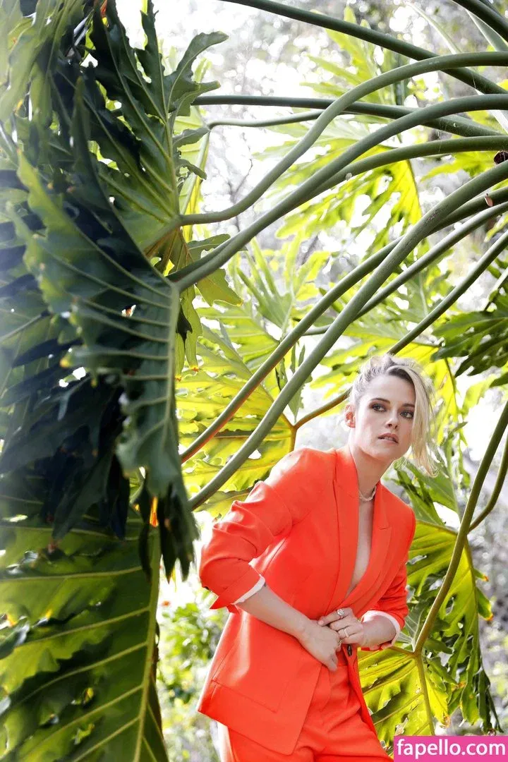 Kristen Strout Onlyfans Photo Gallery 