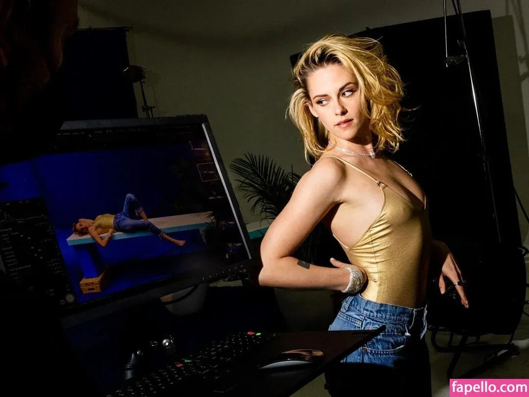 Kristen Strout Onlyfans Photo Gallery 