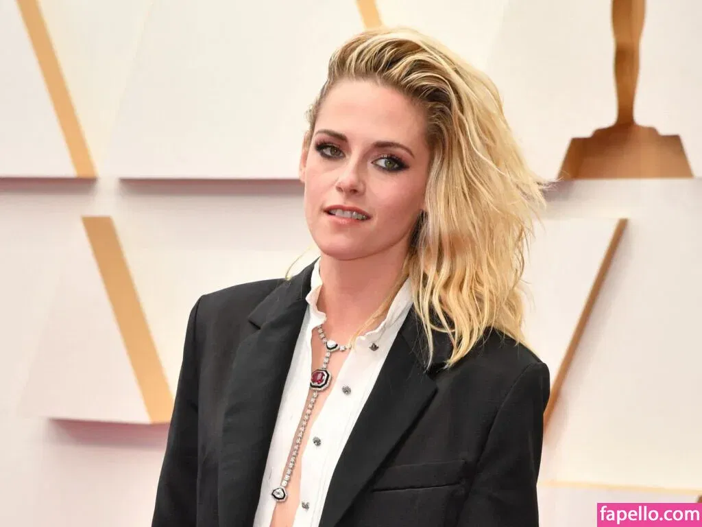 Kristen Strout Onlyfans Photo Gallery 