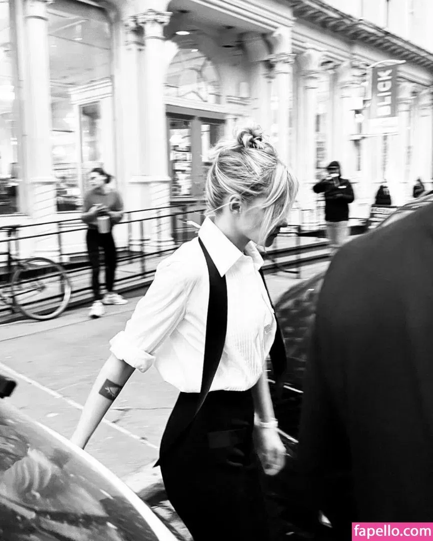 Kristen Strout Onlyfans Photo Gallery 