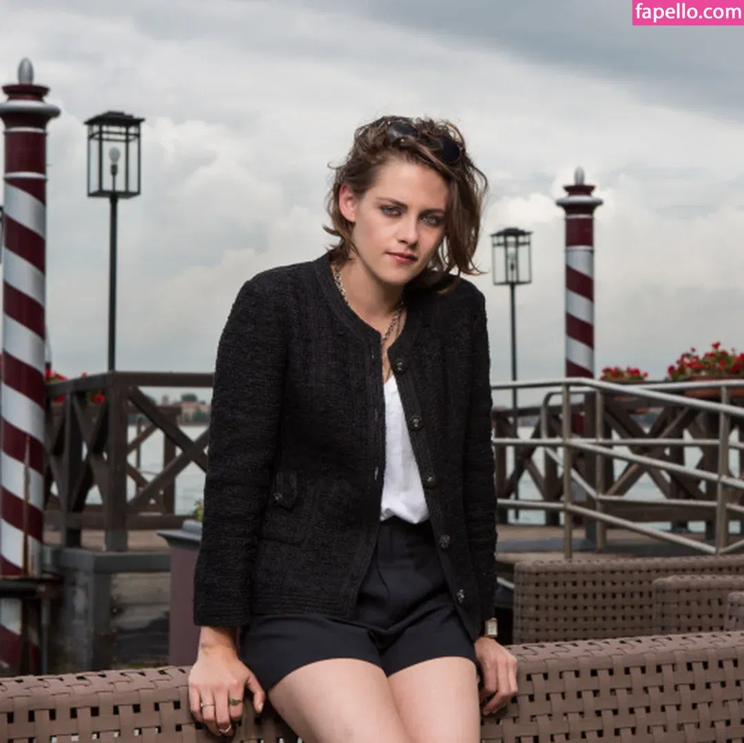 Kristen Strout Onlyfans Photo Gallery 