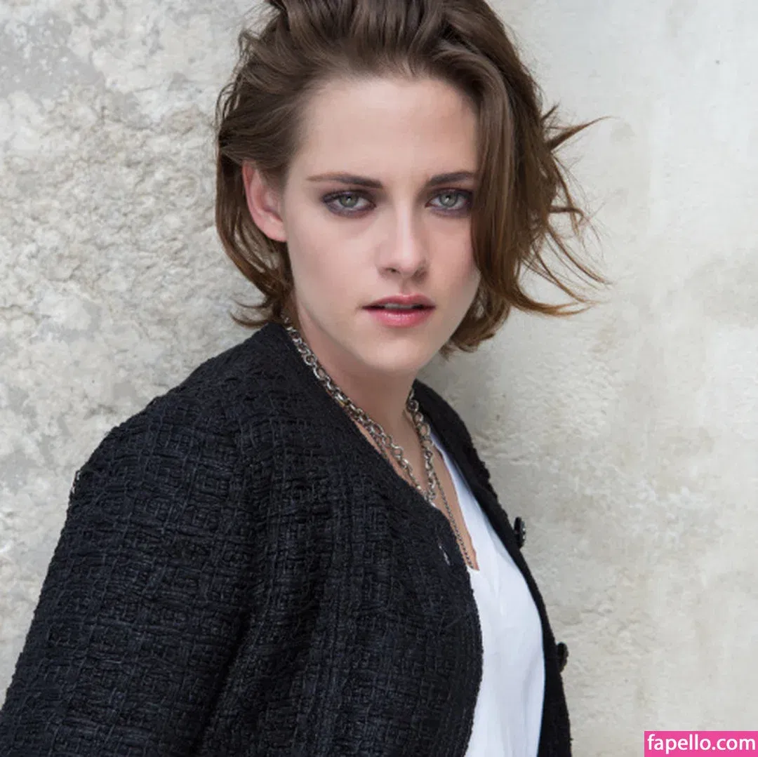 Kristen Strout Onlyfans Photo Gallery 