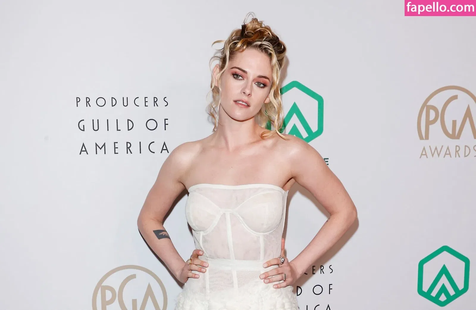 Kristen Strout Onlyfans Photo Gallery 