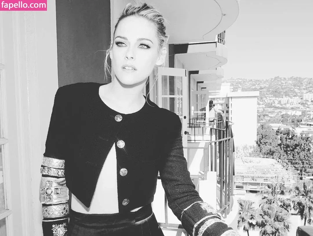 Kristen Strout Onlyfans Photo Gallery 