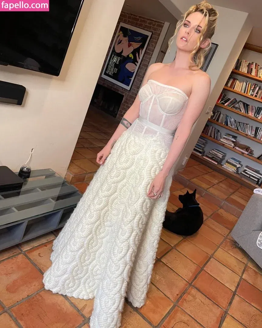 Kristen Strout Onlyfans Photo Gallery 