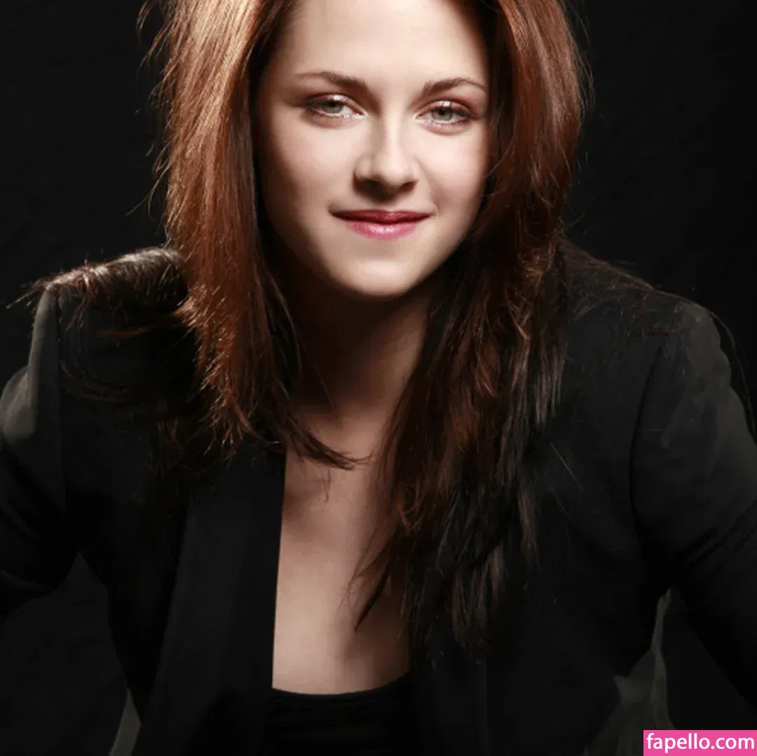 Kristen Strout Onlyfans Photo Gallery 