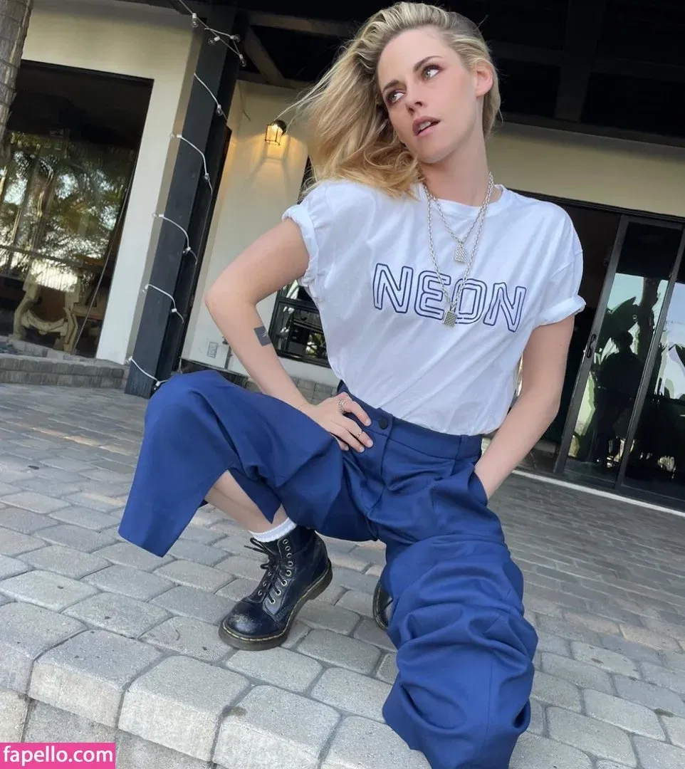 Kristen Strout Onlyfans Photo Gallery 