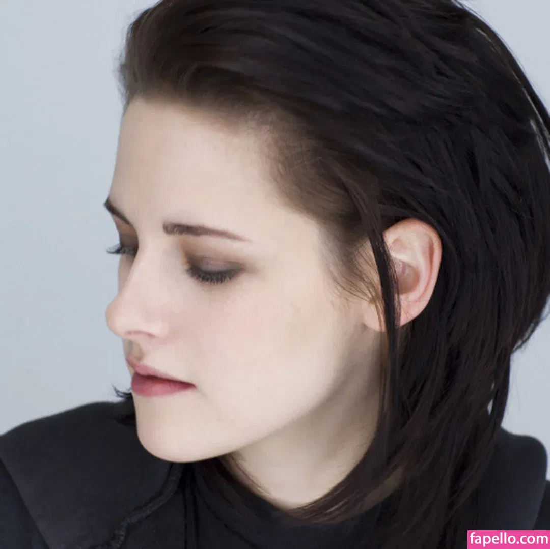 Kristen Strout Onlyfans Photo Gallery 