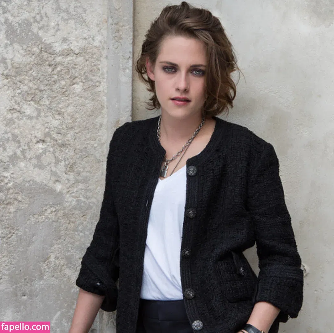 Kristen Strout Onlyfans Photo Gallery 