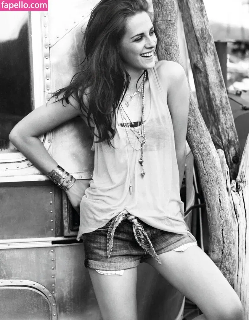 Kristen Strout Onlyfans Photo Gallery 