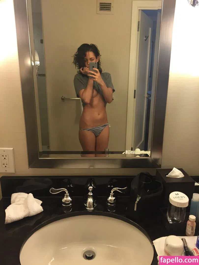 Kristen Strout Onlyfans Photo Gallery 