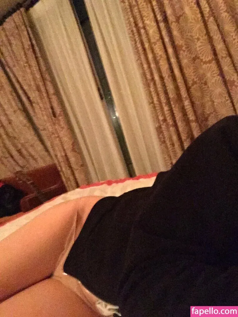 Kristen Strout Onlyfans Photo Gallery 