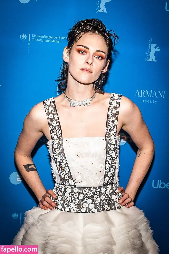 Kristen Strout Onlyfans Photo Gallery 