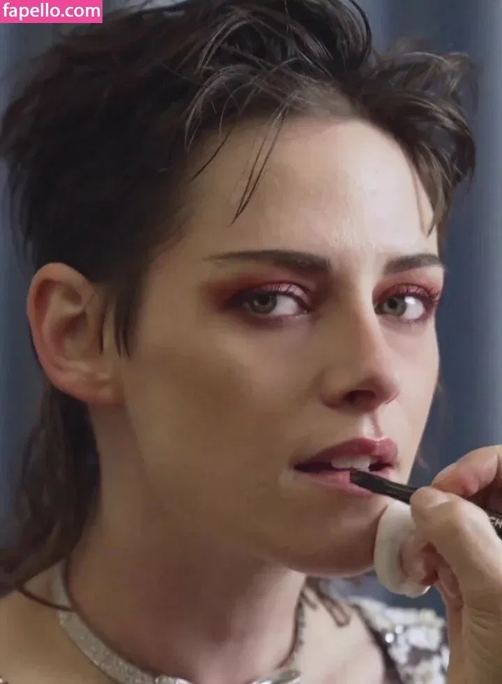 Kristen Strout Onlyfans Photo Gallery 