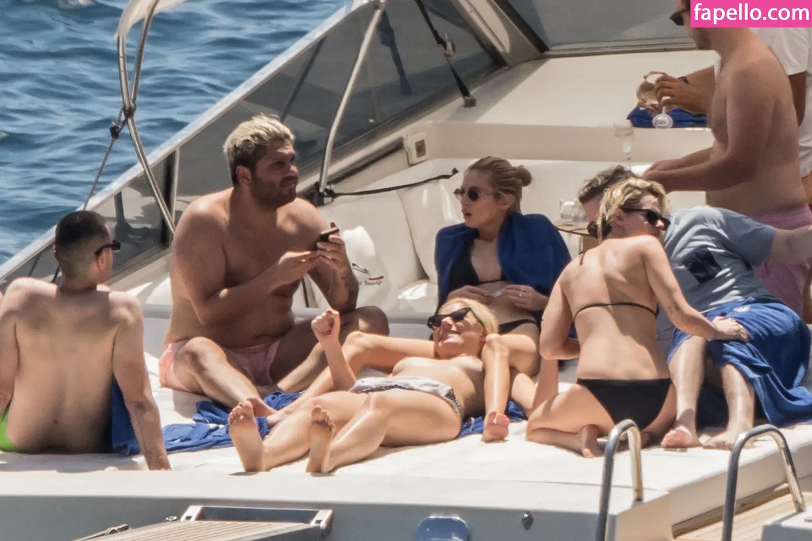 Kristen Strout Onlyfans Photo Gallery 