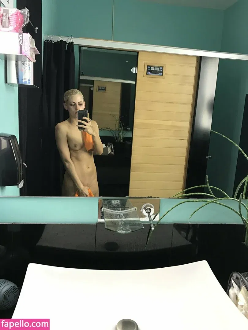 Kristen Strout Onlyfans Photo Gallery 