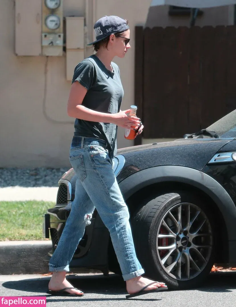 Kristen Strout Onlyfans Photo Gallery 