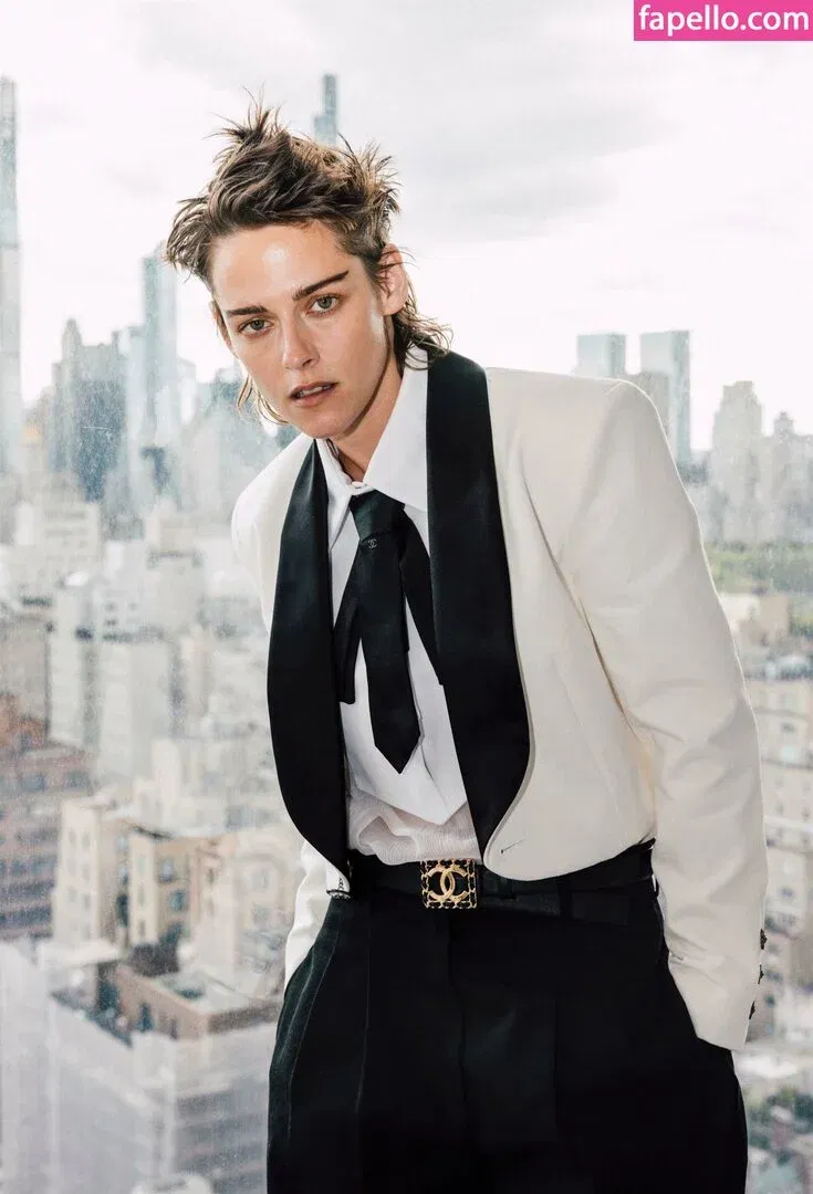 Kristen Strout Onlyfans Photo Gallery 