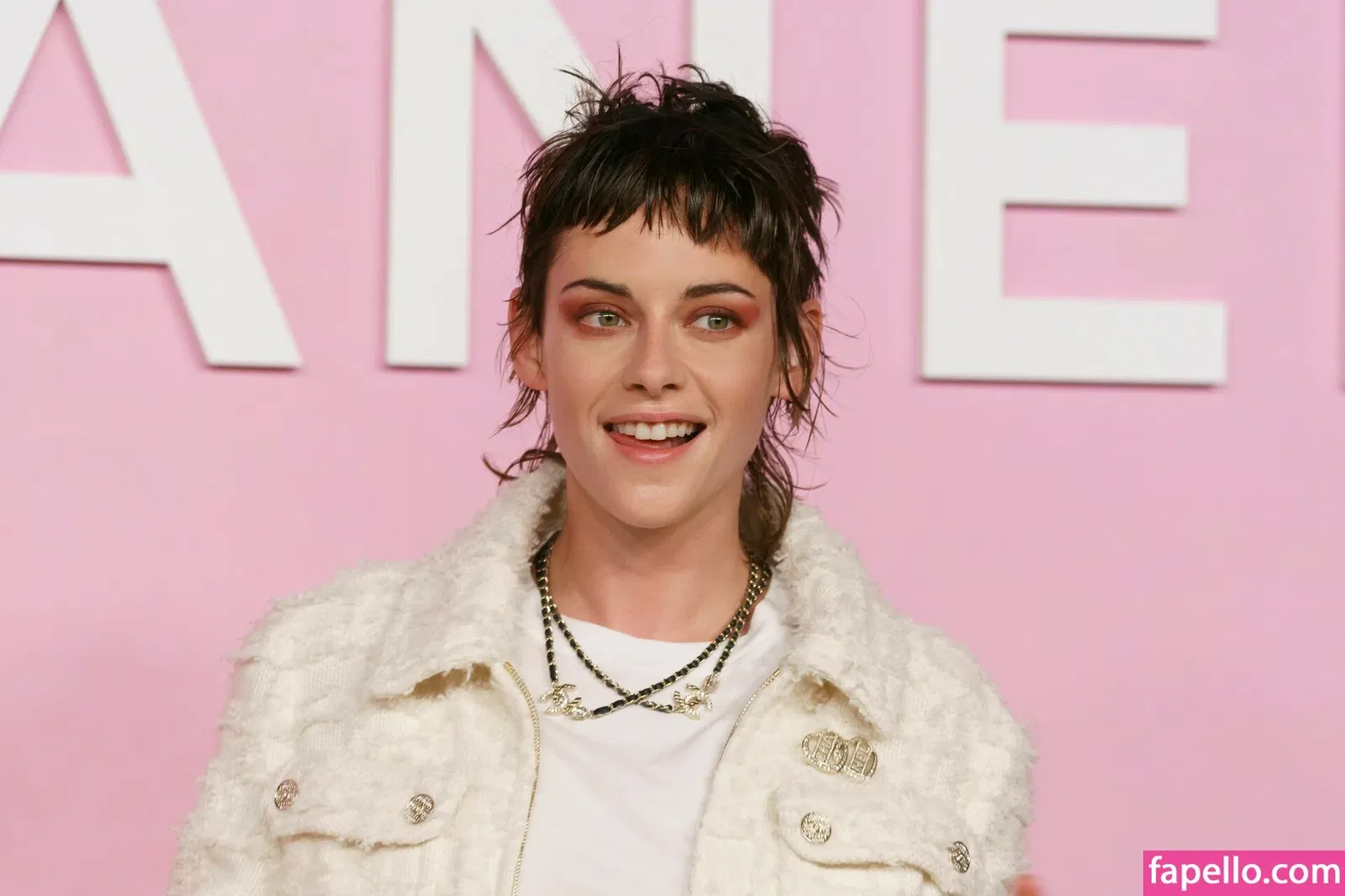 Kristen Strout Onlyfans Photo Gallery 