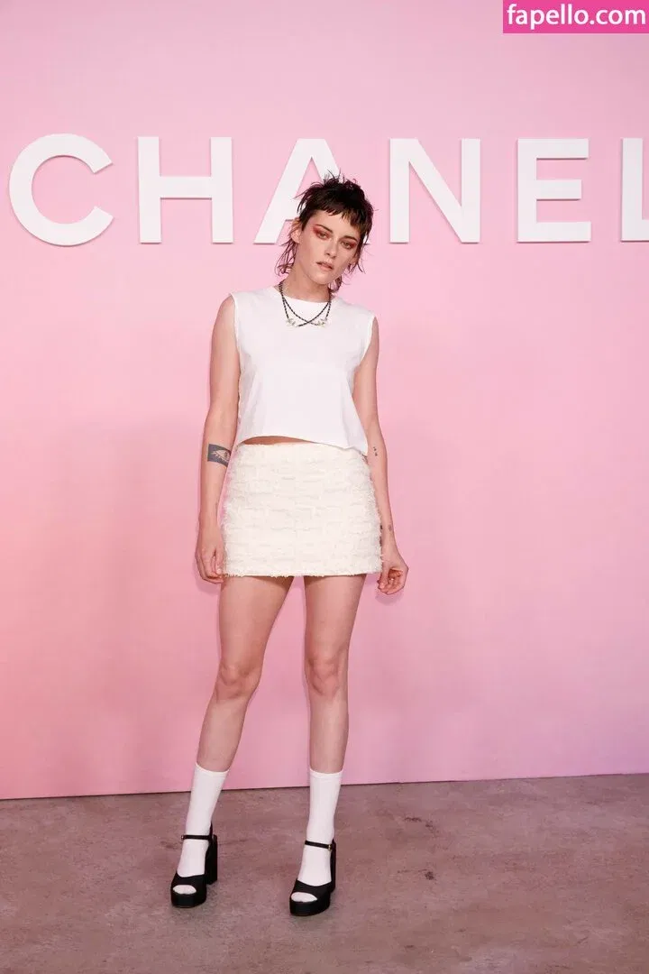 Kristen Strout Onlyfans Photo Gallery 