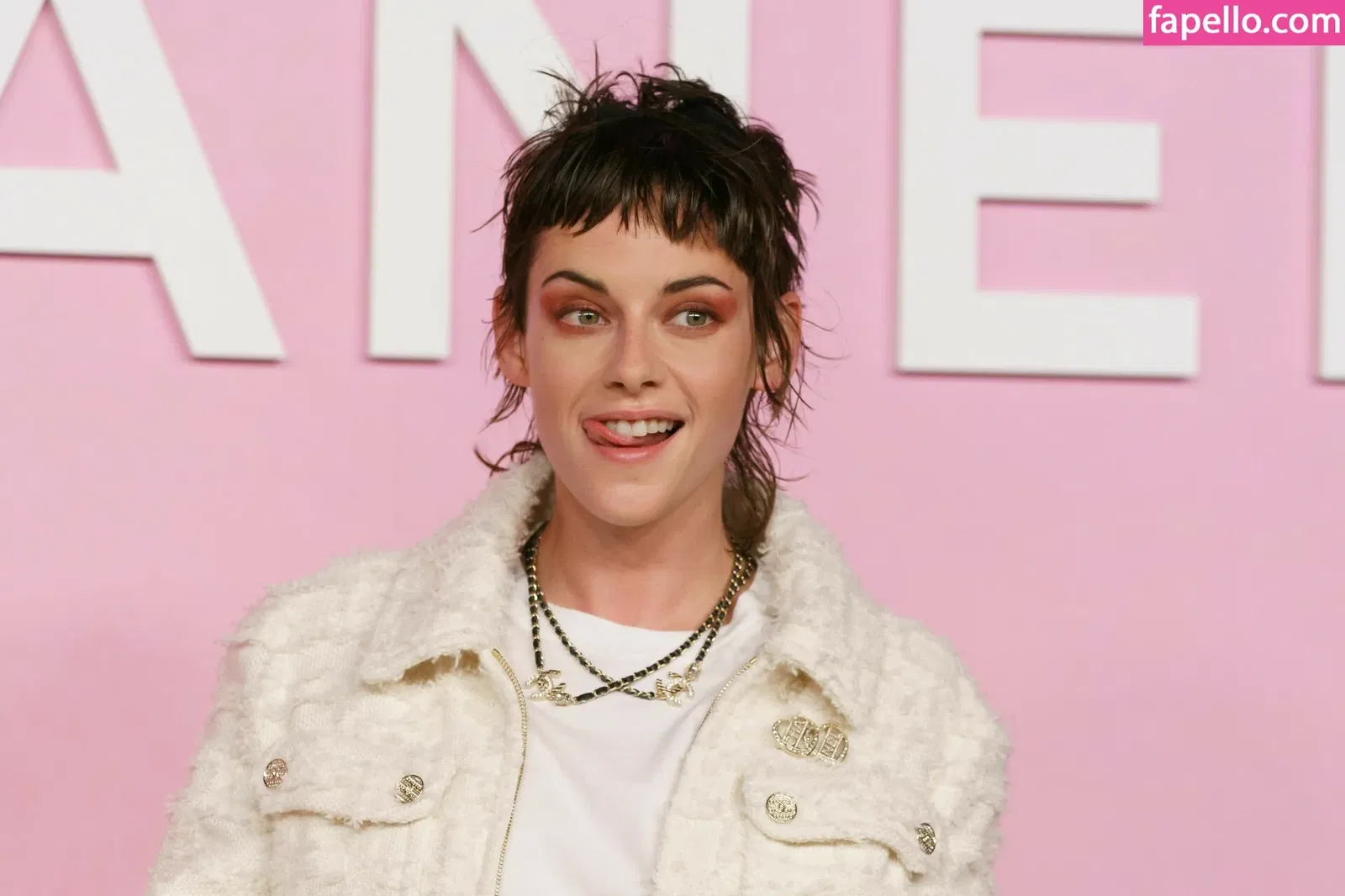 Kristen Strout Onlyfans Photo Gallery 