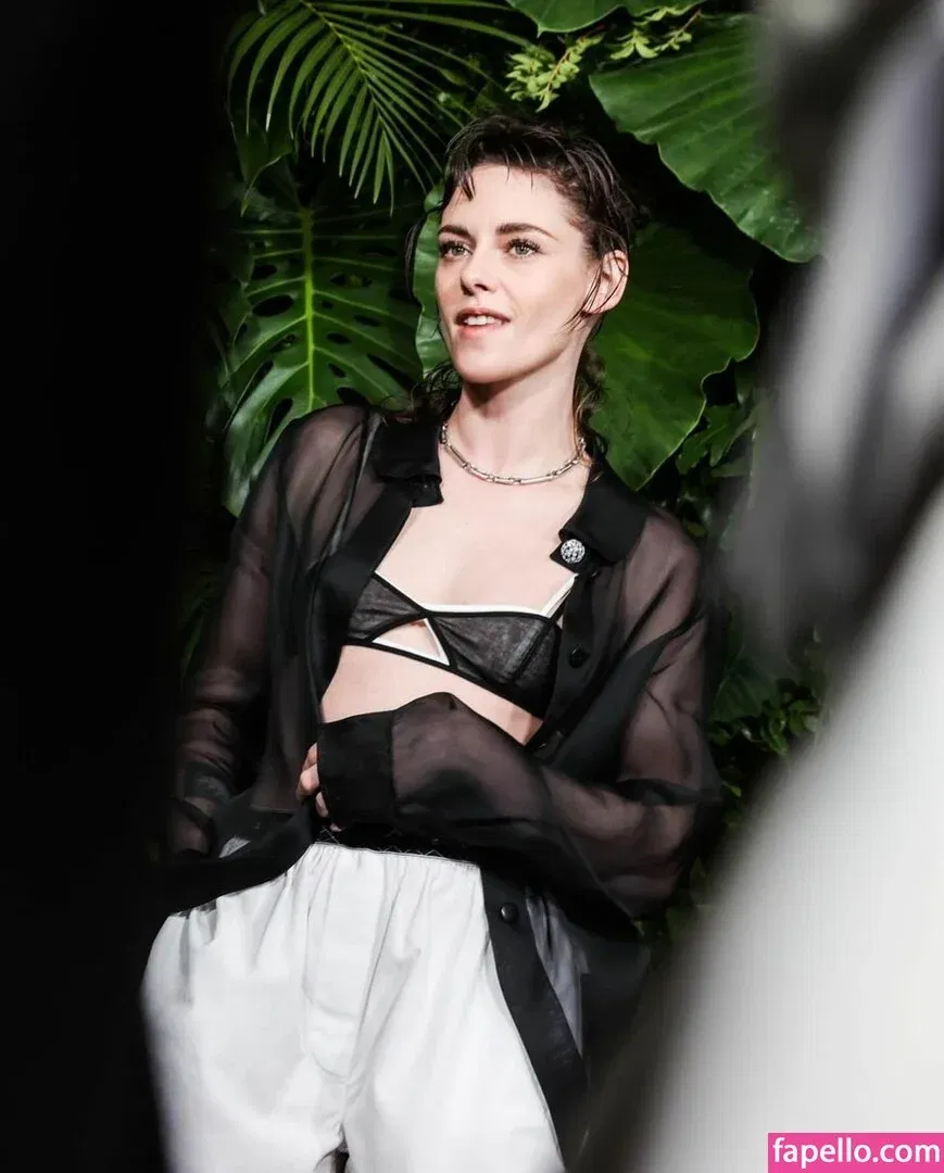 Kristen Strout Onlyfans Photo Gallery 